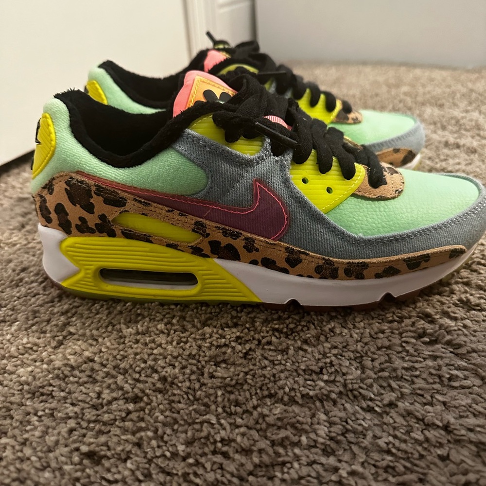 Women’s Nike AirMax 90s LX Dancefloor Green
